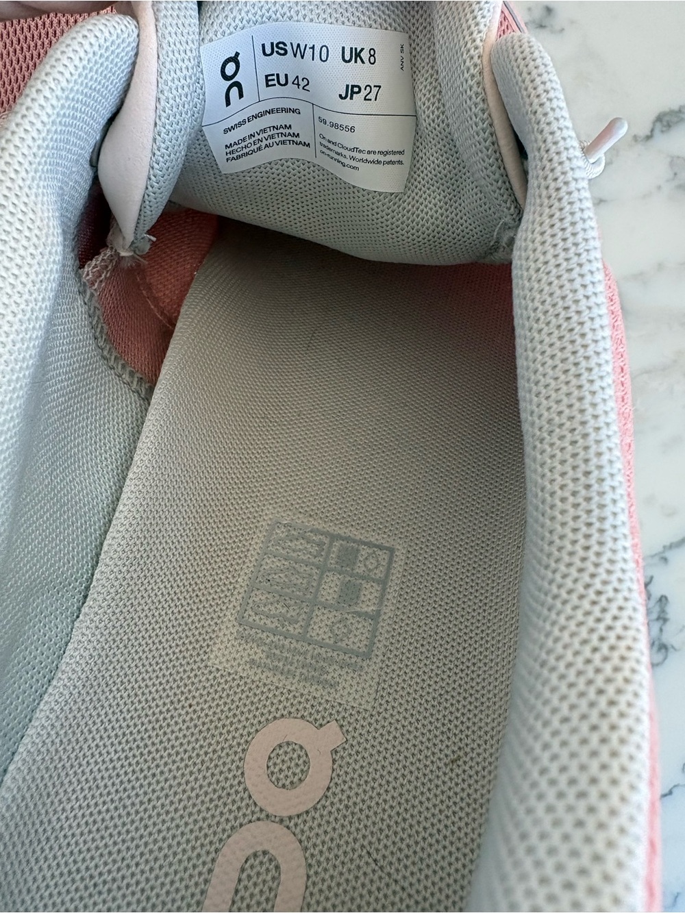 On Cloud 5 running sneakers sz Women’s 10 - Picture 6 of 9